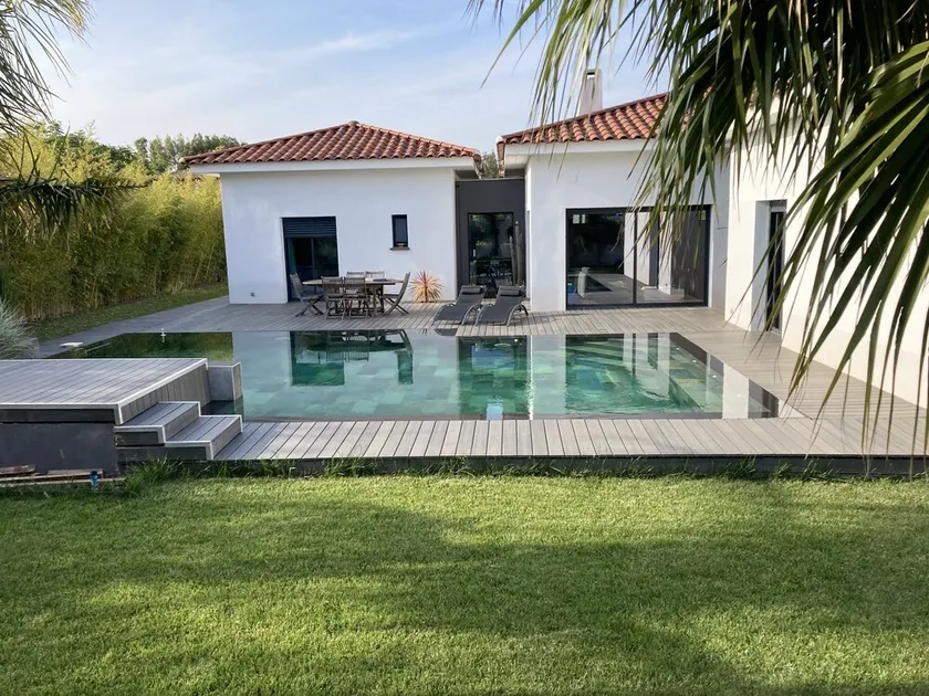 Comfortable villa between Hyères and Carqueiranne, for rent from Saturday to Saturday - Image 1