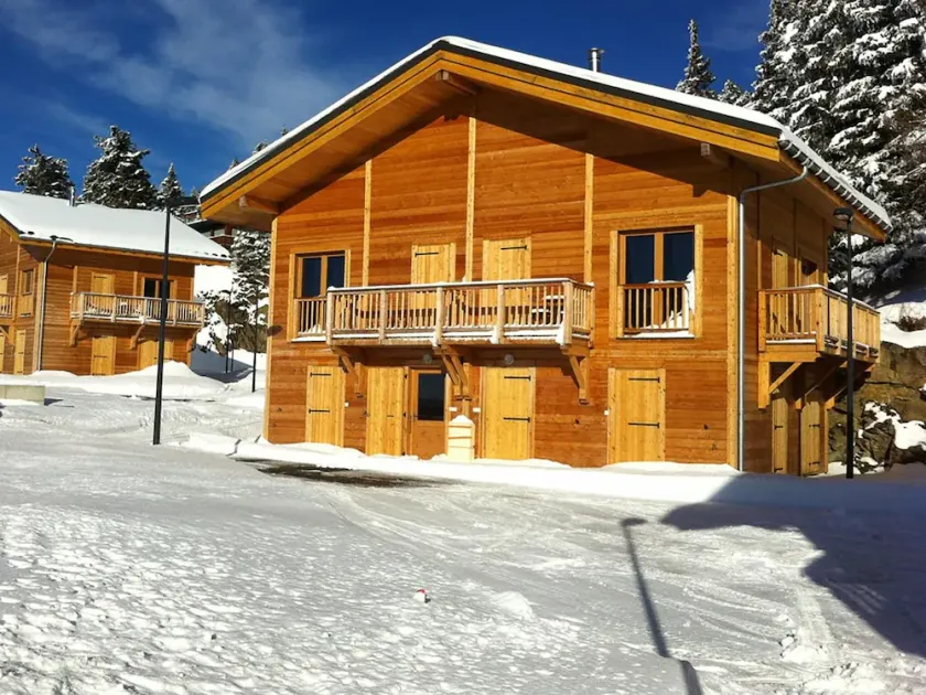 Alpine Stay in Chamrousse - Image 1