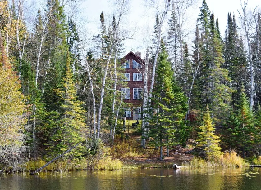 Gorgeous Lake Lodge Escape! Jacuzzi * Deck * Wifi * lejrbål * Pingpong * Solnedgange * Stille - Image 1