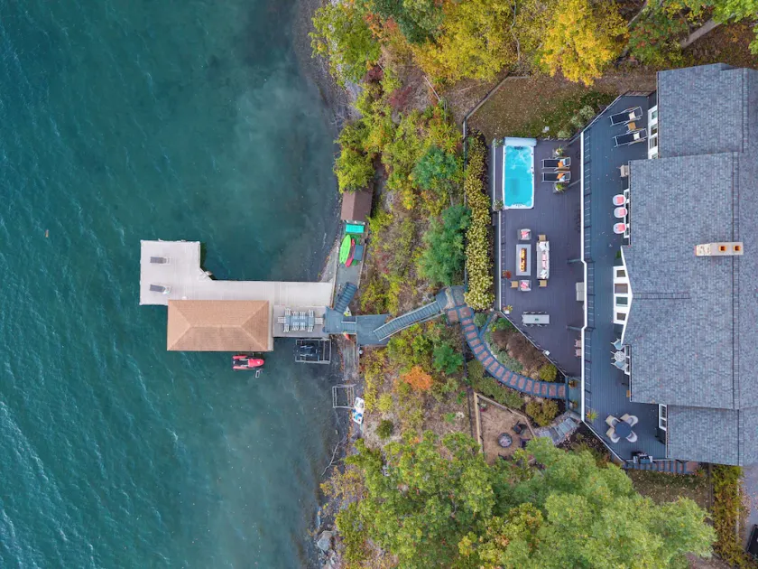 Secluded Lakefront Home! Newly Renovated - Premium Amenities - Top Location - Image 1
