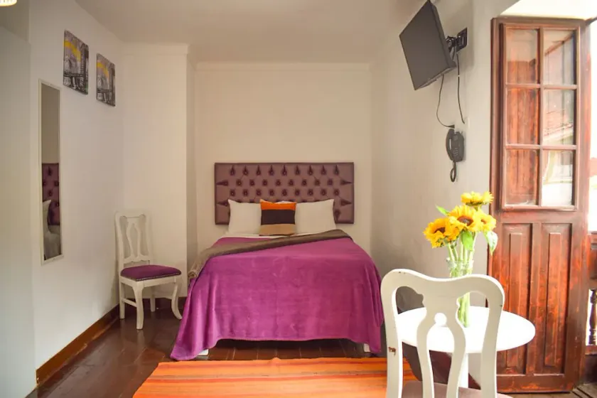 Habitación estándar con vista a la montaña - Image 1