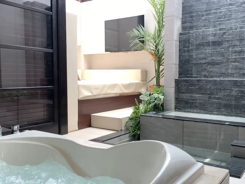 Hotel Asia - Adults Only - Image 1