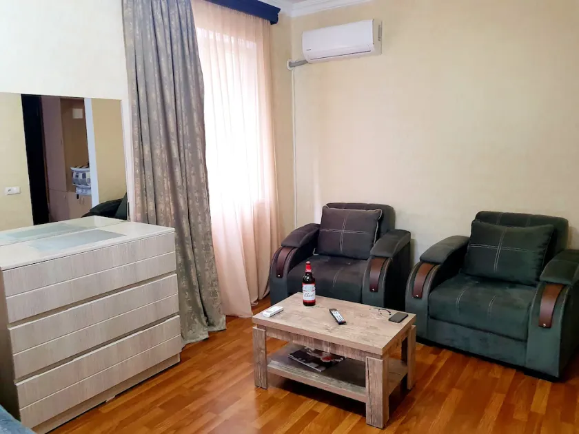 Tbilisi Cozy Apartment near the city center! - Image 1