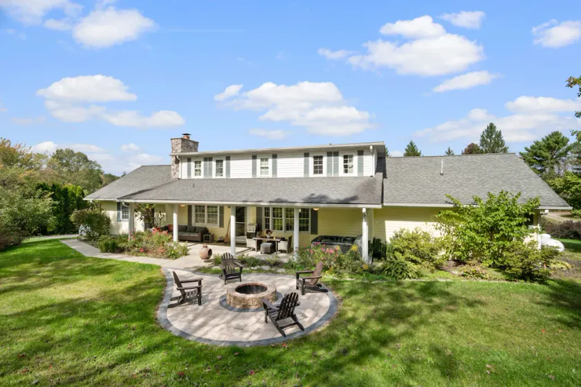NEW HOT TUB||sleeps 10|4BR 3Ba|firepit|pingpong table|New River Gorge NP - Image 1