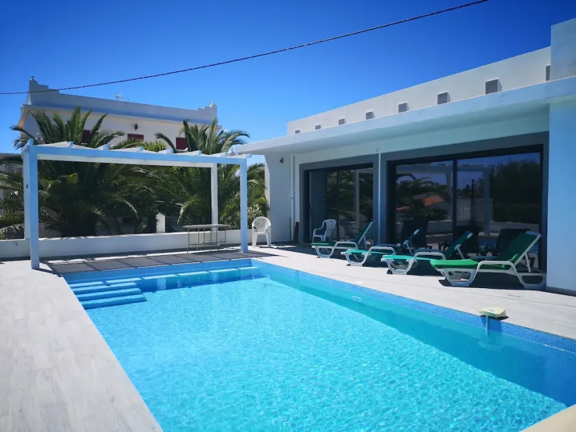 Fantastic House: ideal for 2 couples and their children, ideal for telework  - Image 1