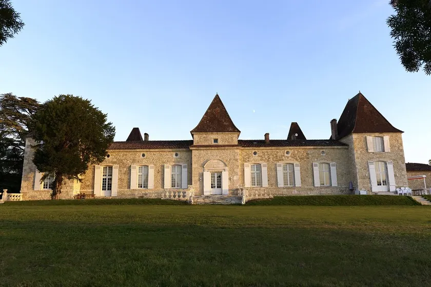 Chateau de Mazelieres - Image 1