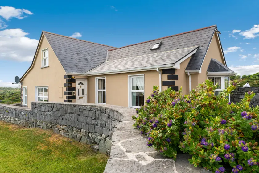 Cottage 207 - Ballyconneely - può ospitare 8 persone in 4 camere da letto - Image 1