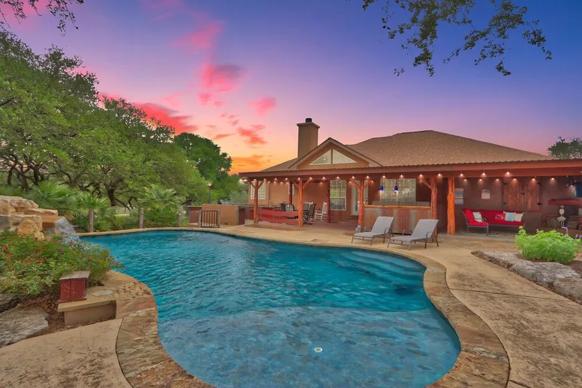 Hill Country Vibe - Image 1