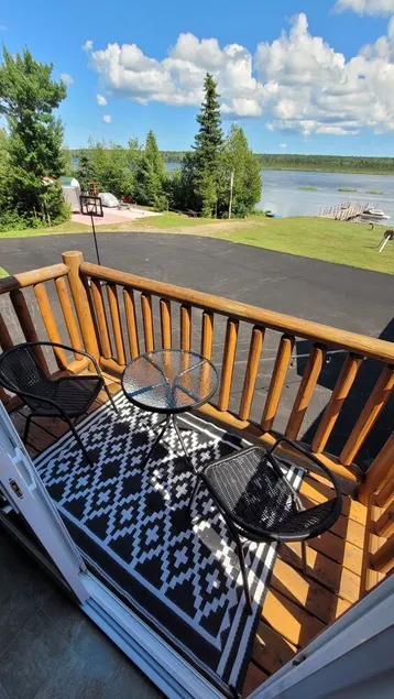 Modern 2 Bedroom Costa Del Sol Flat Overlooking Pokemouche River, amazing views  - Image 1