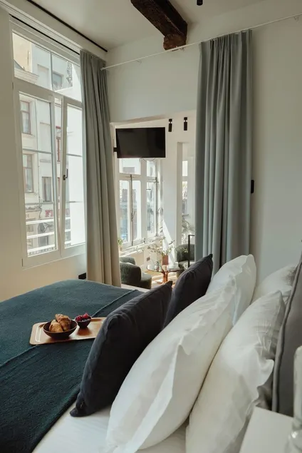 A Place Antwerp - Boutique Suites & Flats - Oude Koornmarkt 1 - Image 1