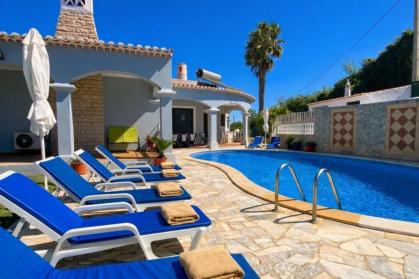 Family - Friendly and confortable villa-Feel at Home in Carvoeiro Village - Image 1