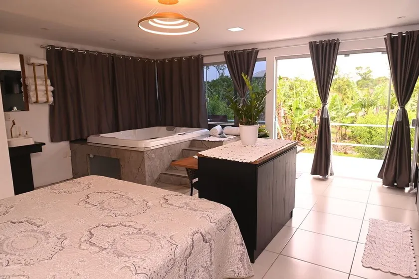 Cabana Horizonte Azul com Hidro e Churrasqueira - Image 1