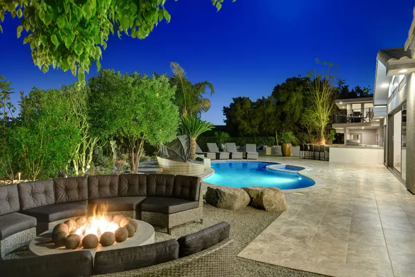 Dream Oasis Pool 6Bed 5Bad, Pool, Spa, Spielzimmer, Kino, Putting Green - Image 1