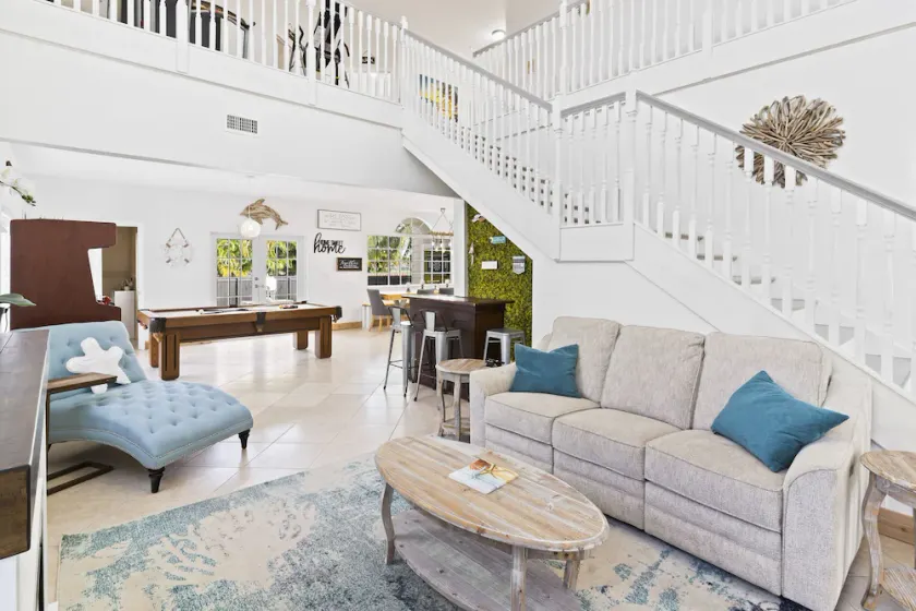 Large Family Retreat • Pool • Game Room • Gym • Near Beaches • Shopping! - Image 1
