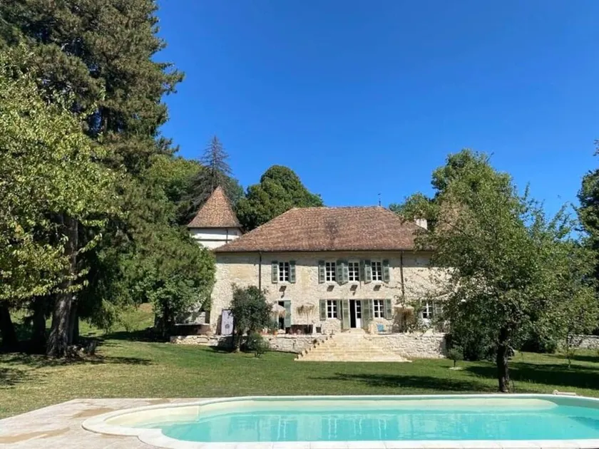 Domaine du Très-Haut - Château de Montanges - Image 1