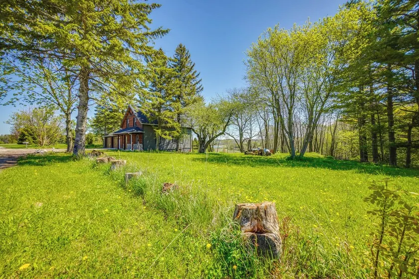 Kewaunee Escape: Trails, Ice Fish & Fire Pit - Image 1