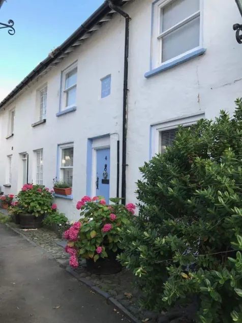 4 Evans Terrace Beautiful Cottage in the heart of Aberdovey! Free parking permit - Image 1