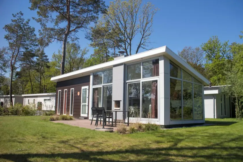 Chalet indépendant avec 2 chambres à coucher, 1 salle de bain et un lave-vaisselle - Image 1