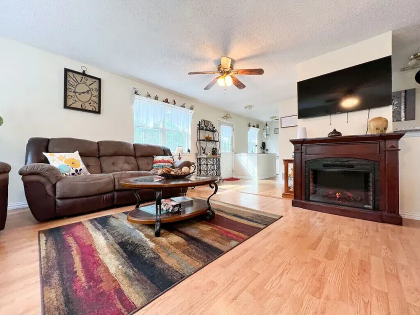 East Texas 2-Story House, only 17 miles to Canton, TX, 24 miles to Tyler, TX   - Image 1