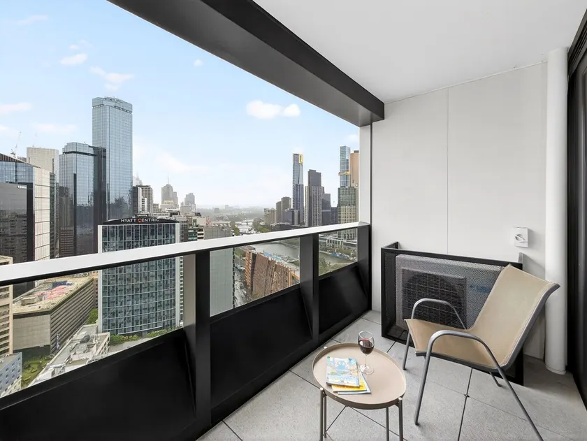 Pars apartments - Melbourne Quarter- unique View of city and Yarra - Image 1