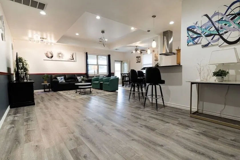This home has it all! - Image 1