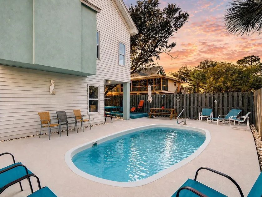 Spacious Home, Private Pool, Ocean Views, Steps to the Beach - Image 1