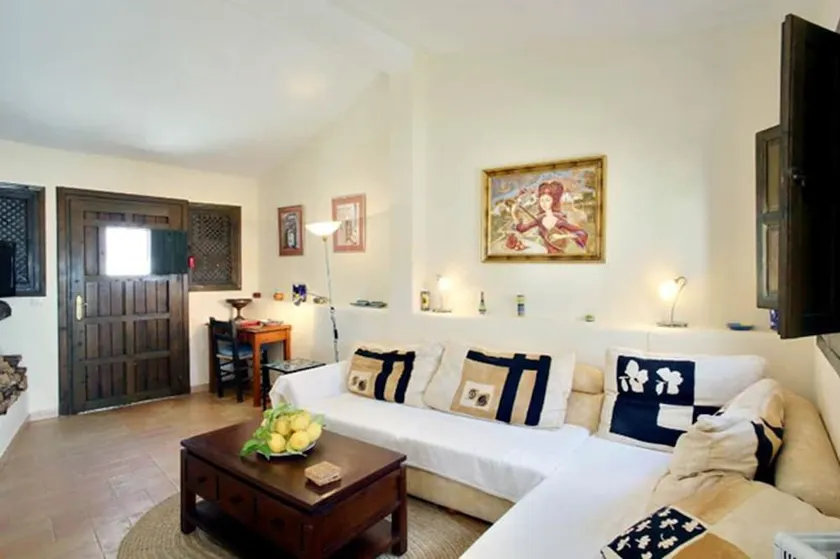 Casa mágica em uma aldeia fantástica - Image 1