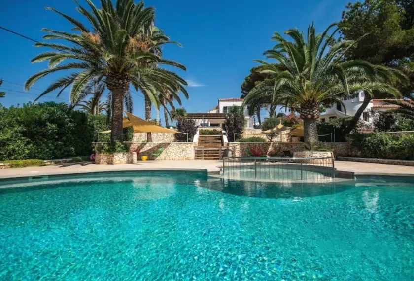 Villa Linda con vista mare, Wi-Fi e aria condizionata - Image 1