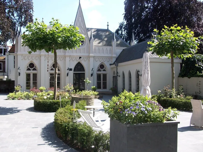 Exclusive location in an oasis of tranquillity in Hoorn (near Amsterdam).  - Image 1