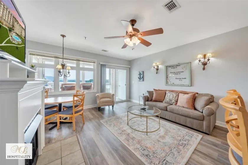 #322 Pointe - 2 Bedroom Lakefront Condo at Mariners SML - Image 1