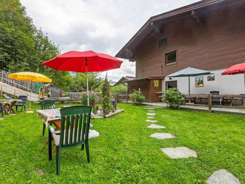 Apartment in Saalbach-Hinterglemm near Ski Area - Image 1