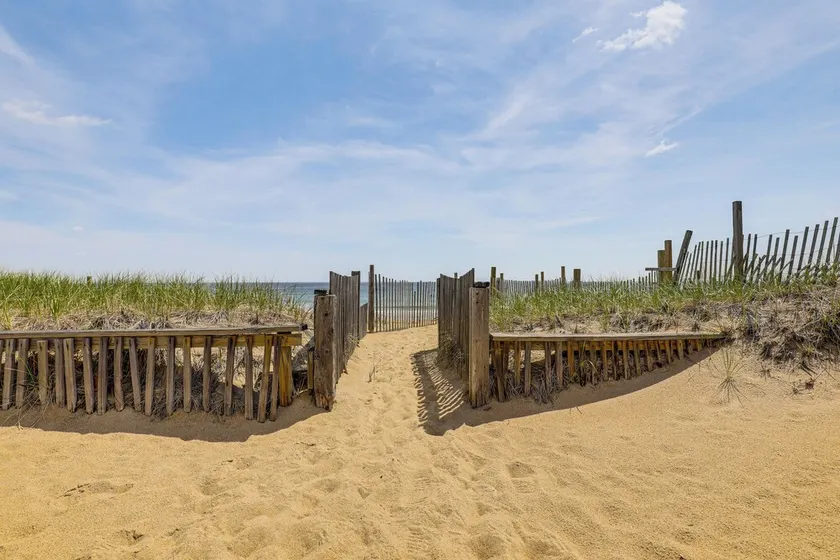 Steps to Beach! Salisbury Family Getaway - Image 1
