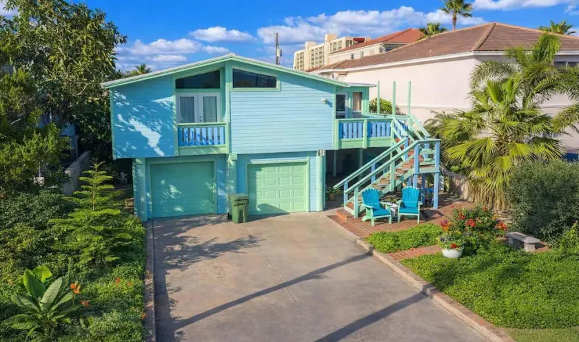 Caribbean Vibes House by RedAwning - Image 1