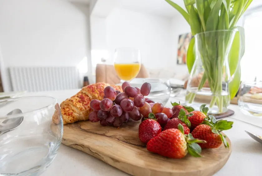 Woodlands | Charlbury Holiday Let | 3 Beds & Sleeps 6 - Image 1