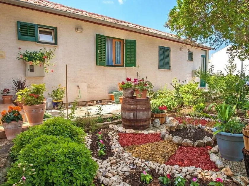 Apartments Irena, (14990), Petrcane, hr - Image 1