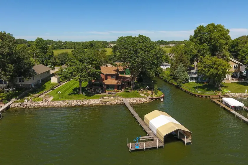Sandy Shore Beach House:  Lake Minnetonka - Image 1