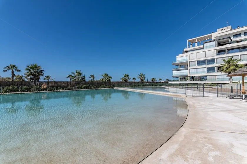 Flat Near Haraganes Beach - Image 1
