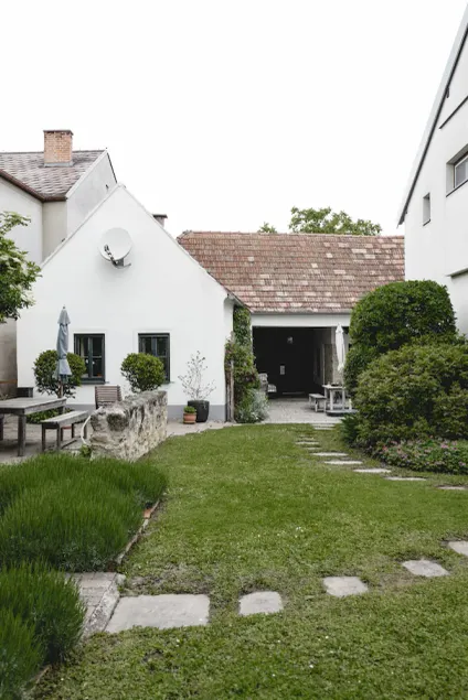 Pannonian vacation apartment, directly on the festival cycle path, near Lake Neusiedl - Image 1