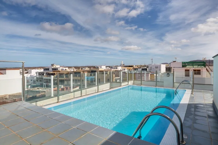 Maritime Holiday Home Casa Yerida with Pool and Wi-Fi - Image 1