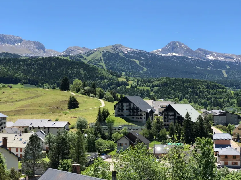 Looking for fresh air in VILLARD DE LANS APPART. 4P BRIGHT PANORA VIEW. - Image 1