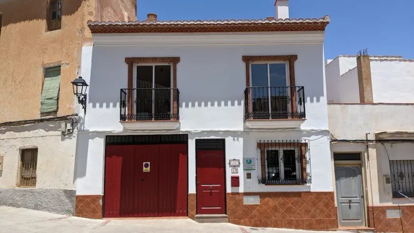 Large 6-bedroom vacation home near the coast, Granada and SierraNevada - Image 1