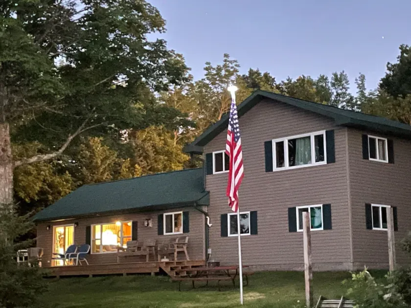 Relax with a view at Oasis North on Lake Gogebic - Image 1