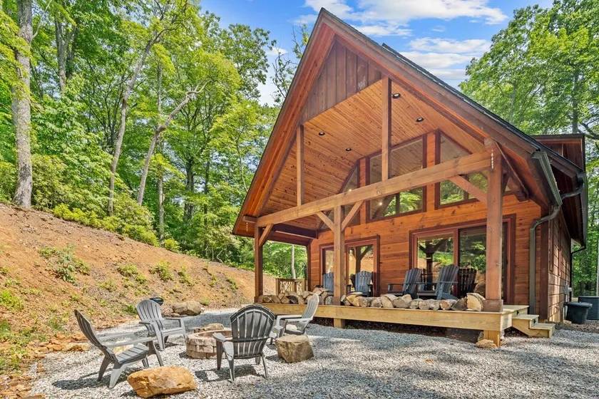 Minutes to the Blue Ridge Pkwy + firepit &  wood - Image 1