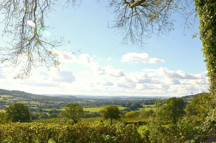 Sunnybank A Holiday With A View! - Image 1