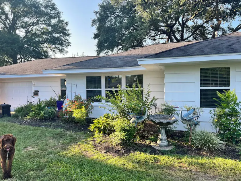 River Walk Cottage near ALL SETX hospitals & refineries!!! - Image 1