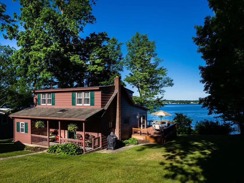 Toller Herbsturlaub auf dem Finger Lakes Wine Trail: Owasco East Side Lakefront - Image 1