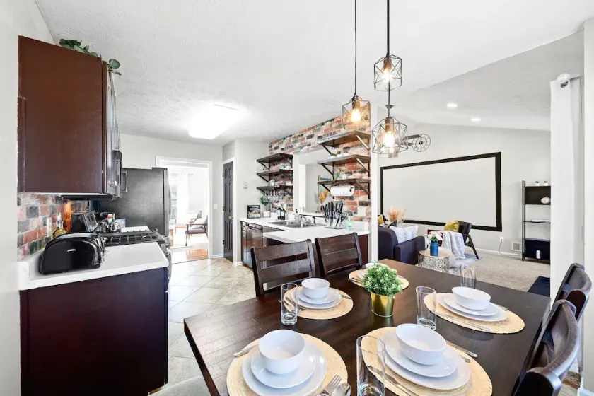 NEW Modern Home Theatre - Image 1