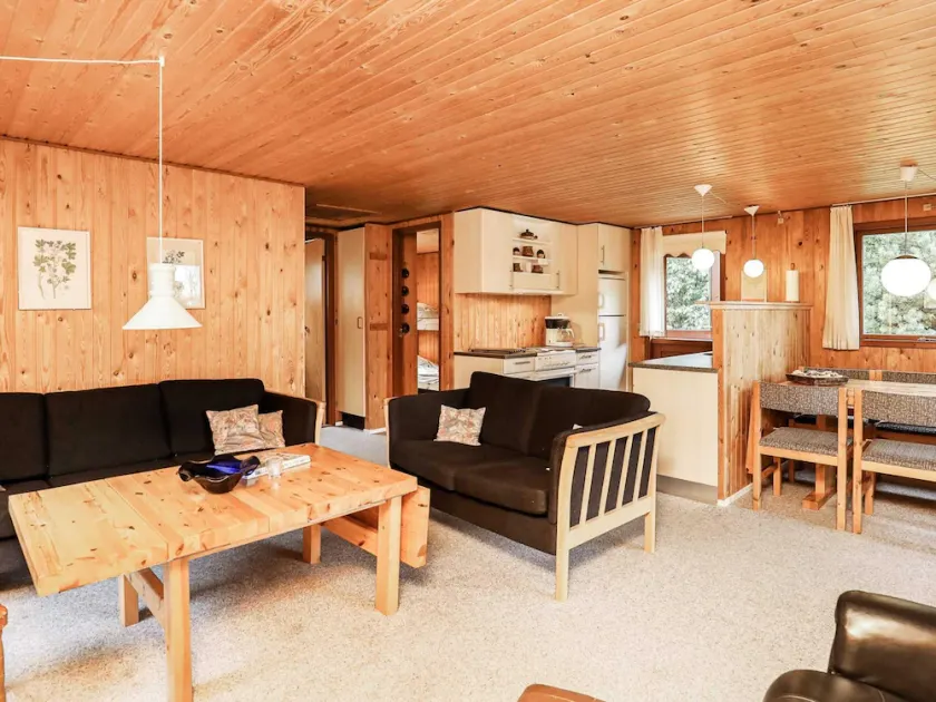 Spacious Holiday Home In Struer near Ocean - Image 1