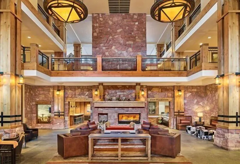 Spacious Studio with Loft in Canyons Village - Image 1
