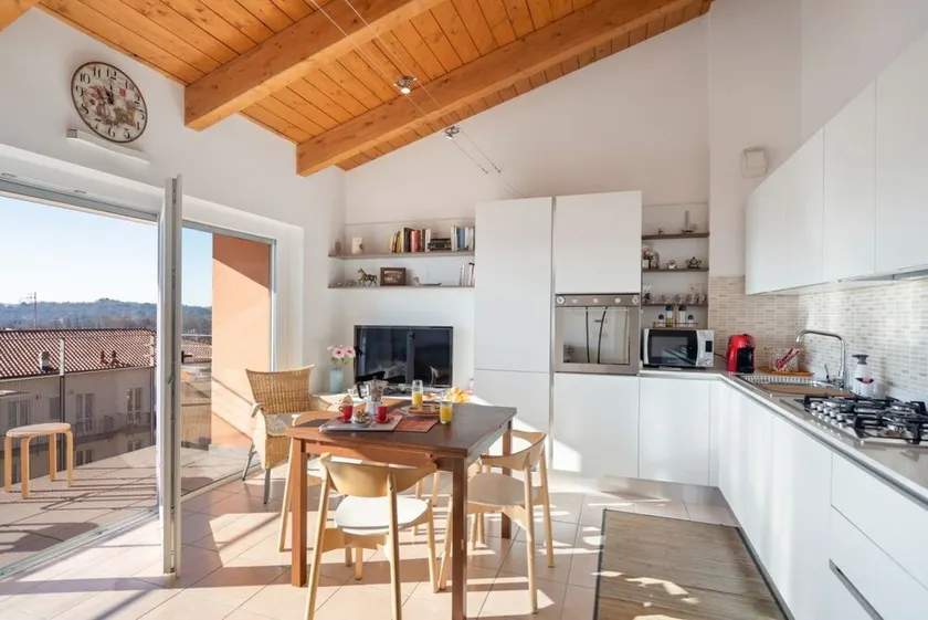 GuestHost - Brand new and bright apartment with all amenities - Image 1